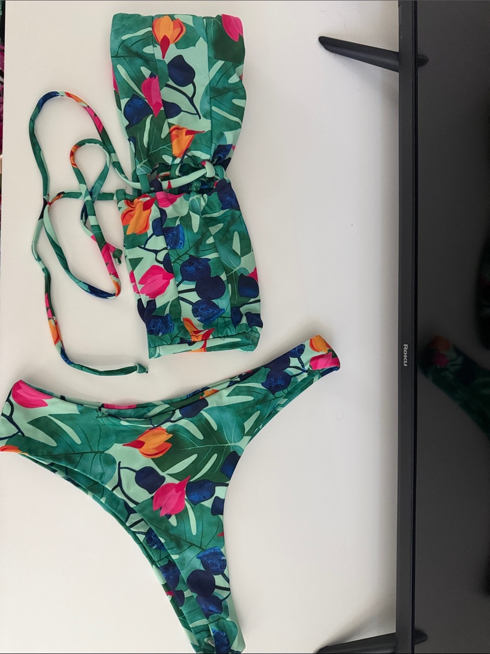 Women’s floral bandeau bikini set